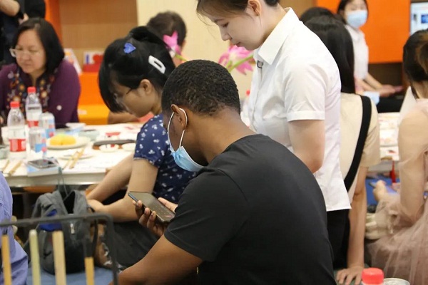 1659343717216035178.jpg 外事服务现场教学.jpg