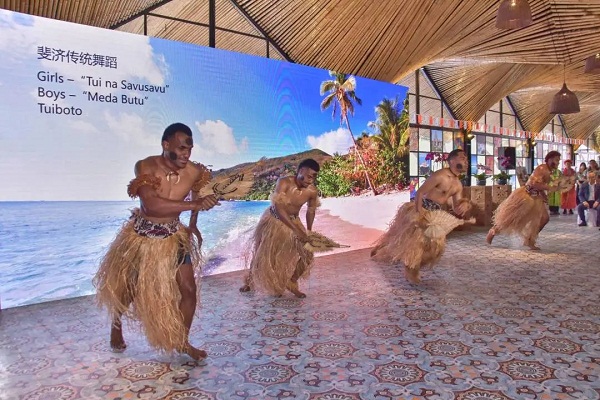 1684144709149052318.jpg 641.jpg