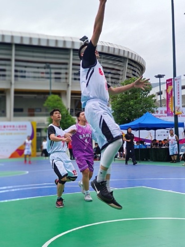 1730006398008087700.jpg 篮球.jpg