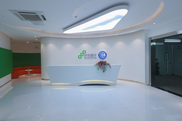 1508728698983045790.jpg 2.jpg