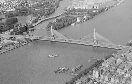 Before-and-after photos show Guangzhou's urban development 