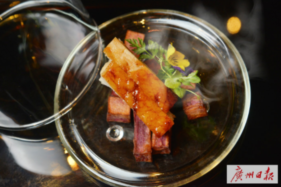 1558430711394029682.png 2.png