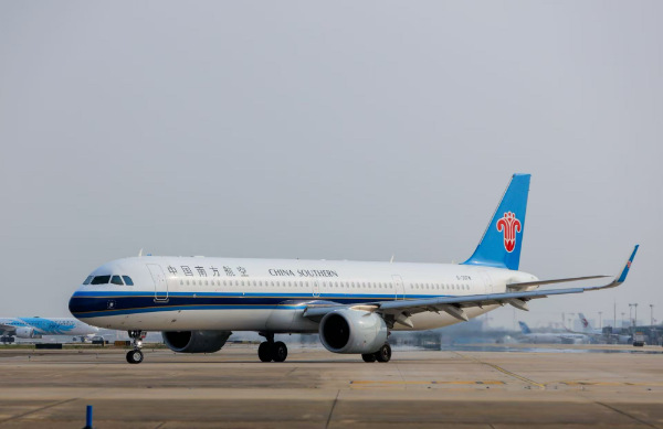 China Southern Airlines boosts flights for May Day travel rush