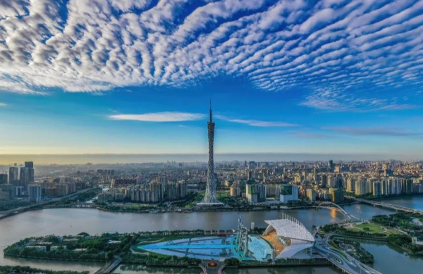 Mayor of Guangzhou meets with Vice President for Infrastructure at World Bank