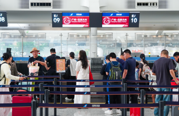 China Southern allows 15-min pre-takeoff boarding on Guangzhou-Beijing route