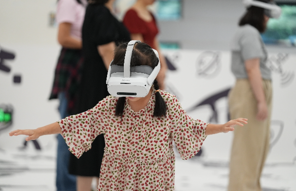 Let the words come alive! Guangzhou Library launches interactive VR space for readers