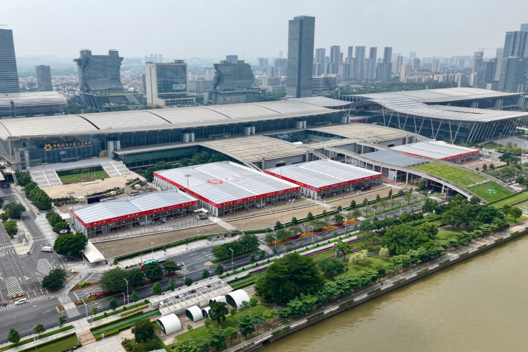 Faster clearance and tax refunds: Guangzhou Customs launches new measures to support Canton Fair