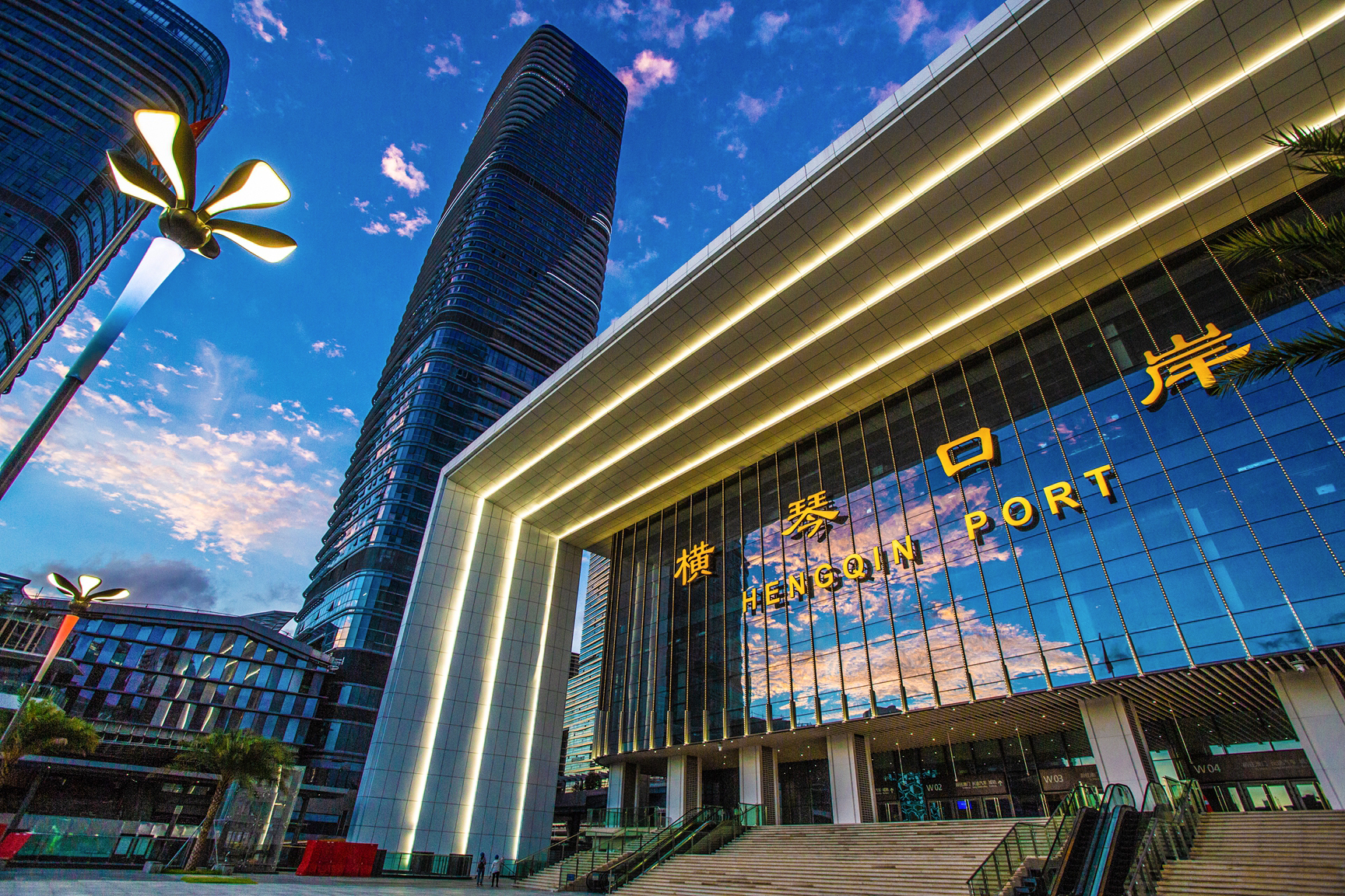 10 new exit-entry policies boost travel to China, ease visa-free transit rules