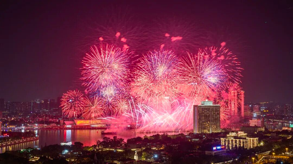 Guangzhou's Chinese New Year fireworks show reservations open on Feb. 8
