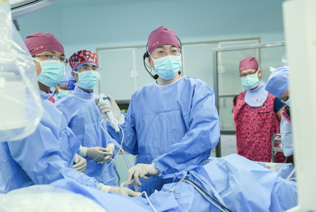 Chinese Urologist Zeng Guohua conferred prestigious Royal College of Surgeons Honorary Fellowship