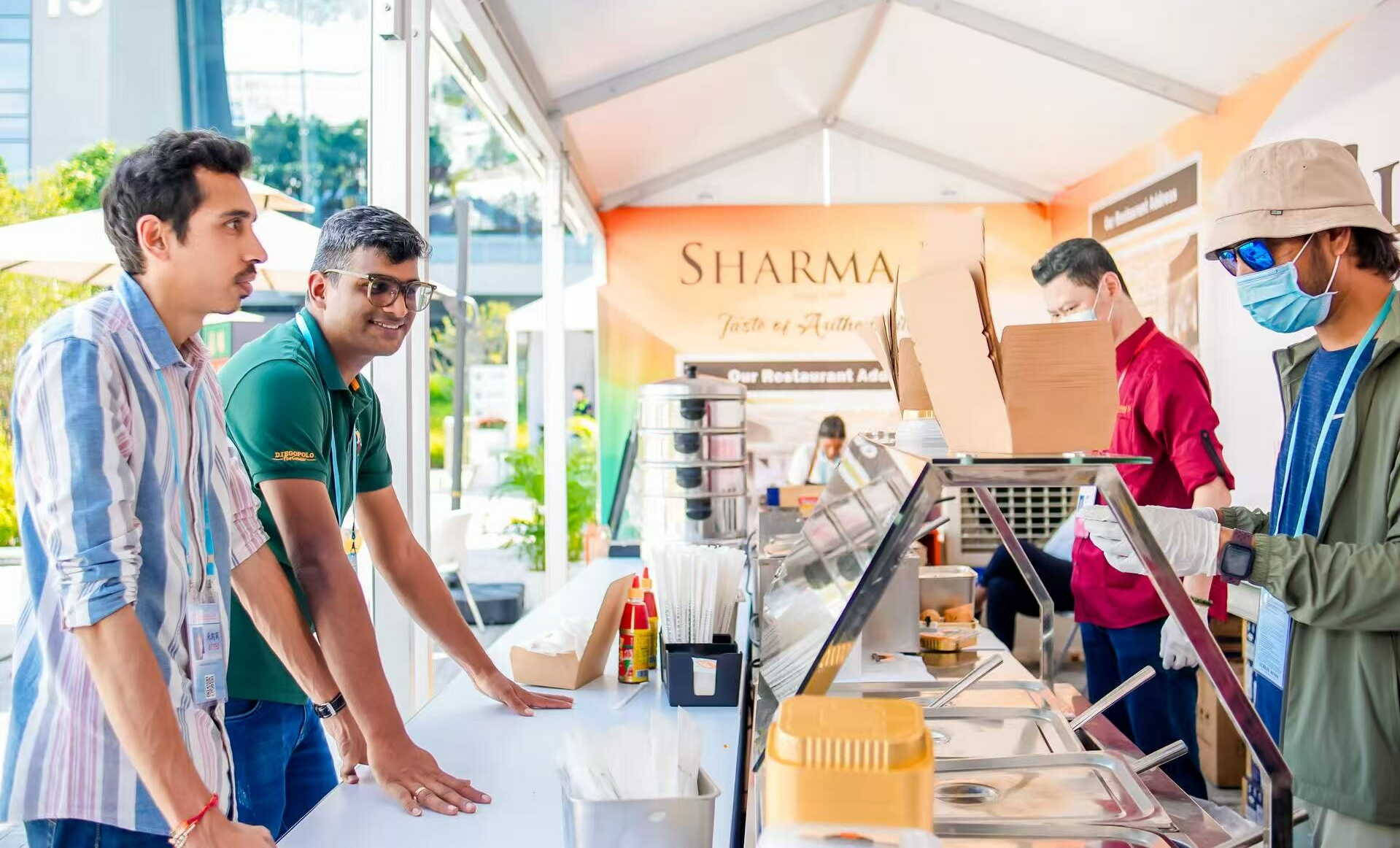 Guangzhou upgrades services to improve experience for overseas visitors at 139th Canton Fair