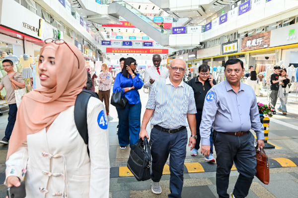 Guangzhou's intended orders from ASEAN countries surge 23.3% at 139th Canton Fair