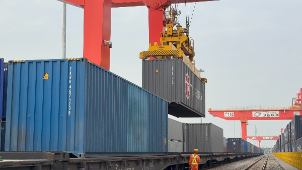 More than 100,000 ACs from GBA shipped to Europe via China-Europe freight trains