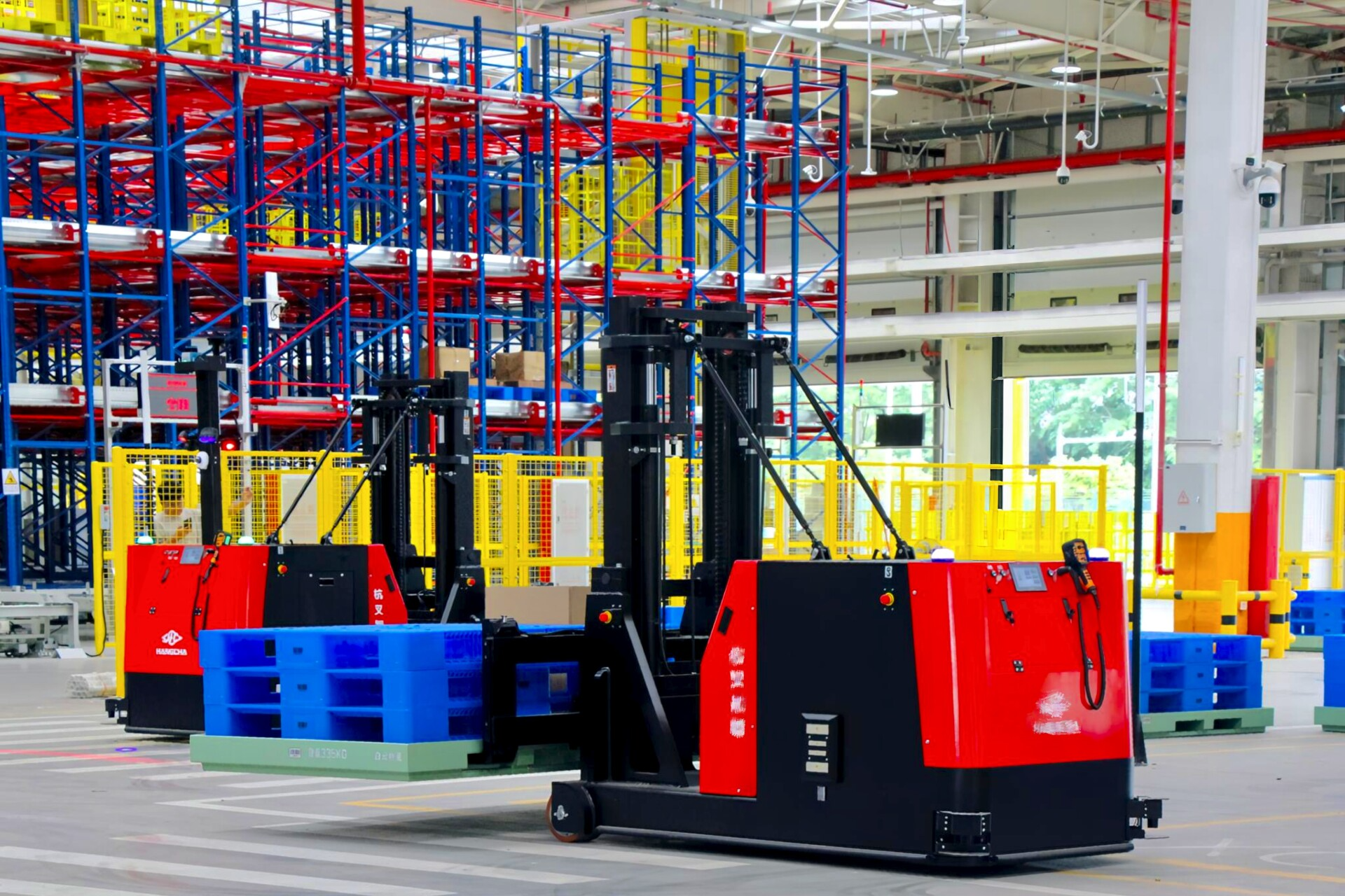 China Southern Airlines opens AI-powered int'l cargo terminal in Guangzhou