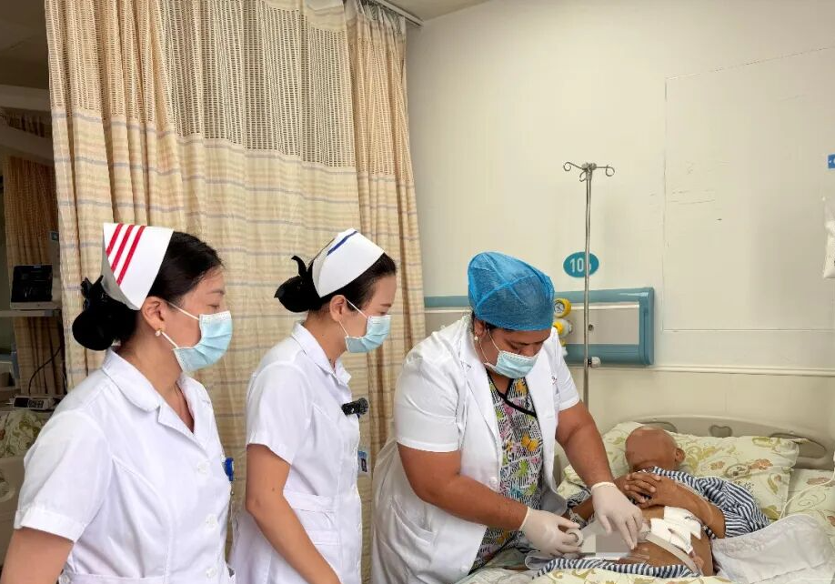 Samoan nurse gains valuable experience through medical training in Guangzhou