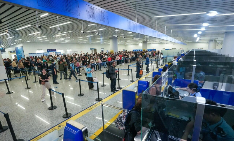 Ports under Guangzhou General Station of Immigration Inspection record five-year high in National Day traffic